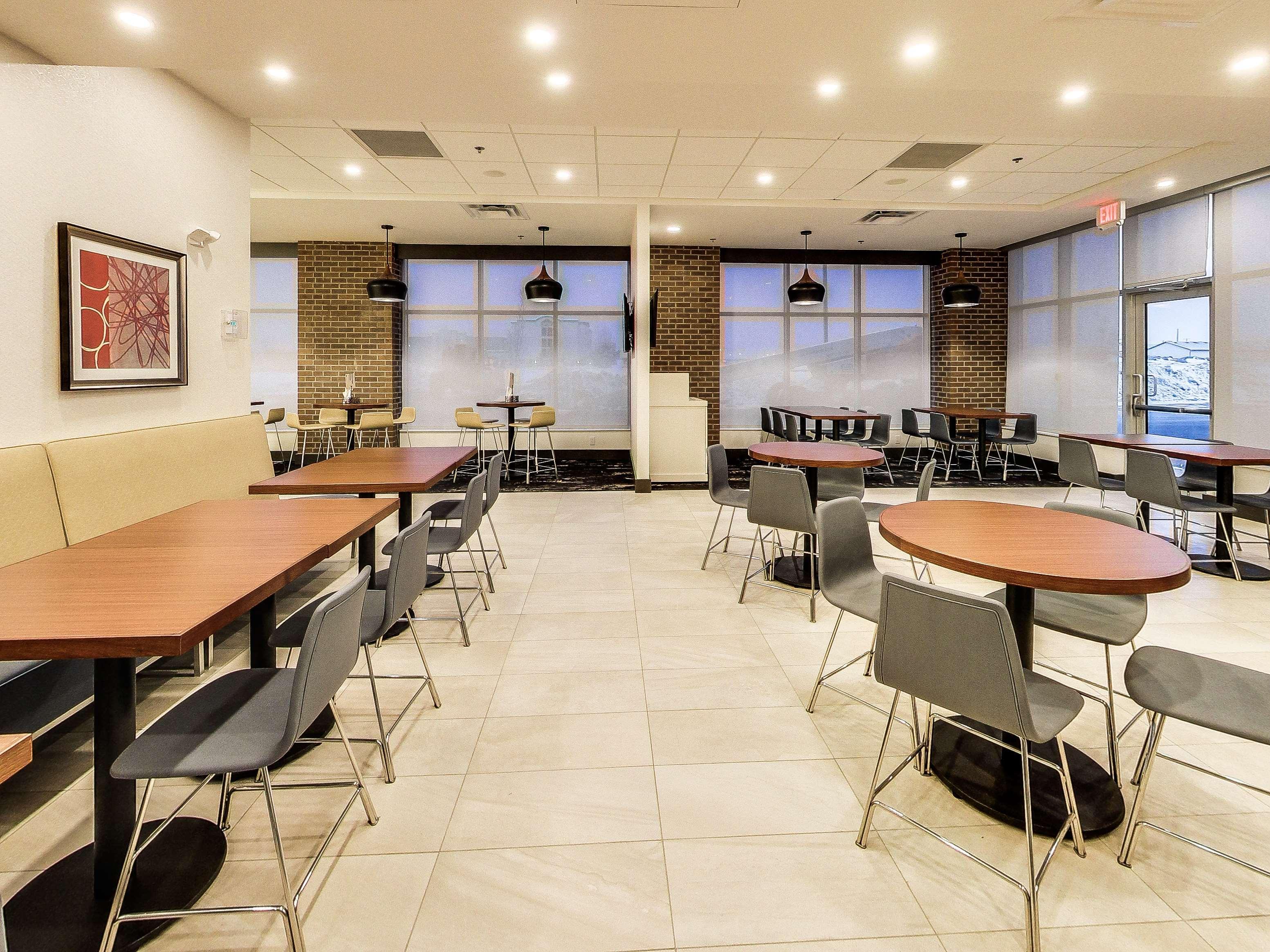 Hyatt Place Edmonton West Dış mekan fotoğraf