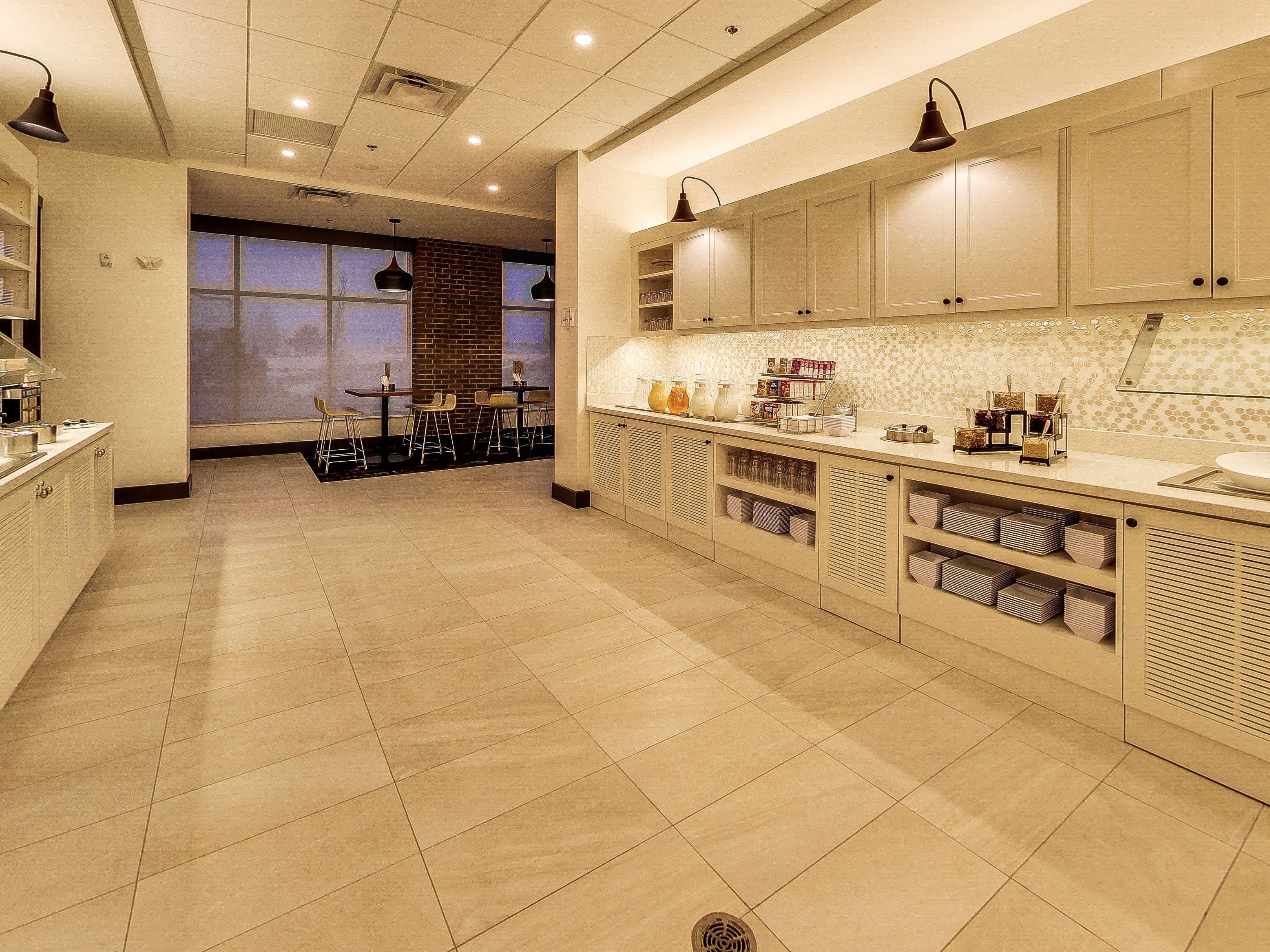 Hyatt Place Edmonton West Dış mekan fotoğraf