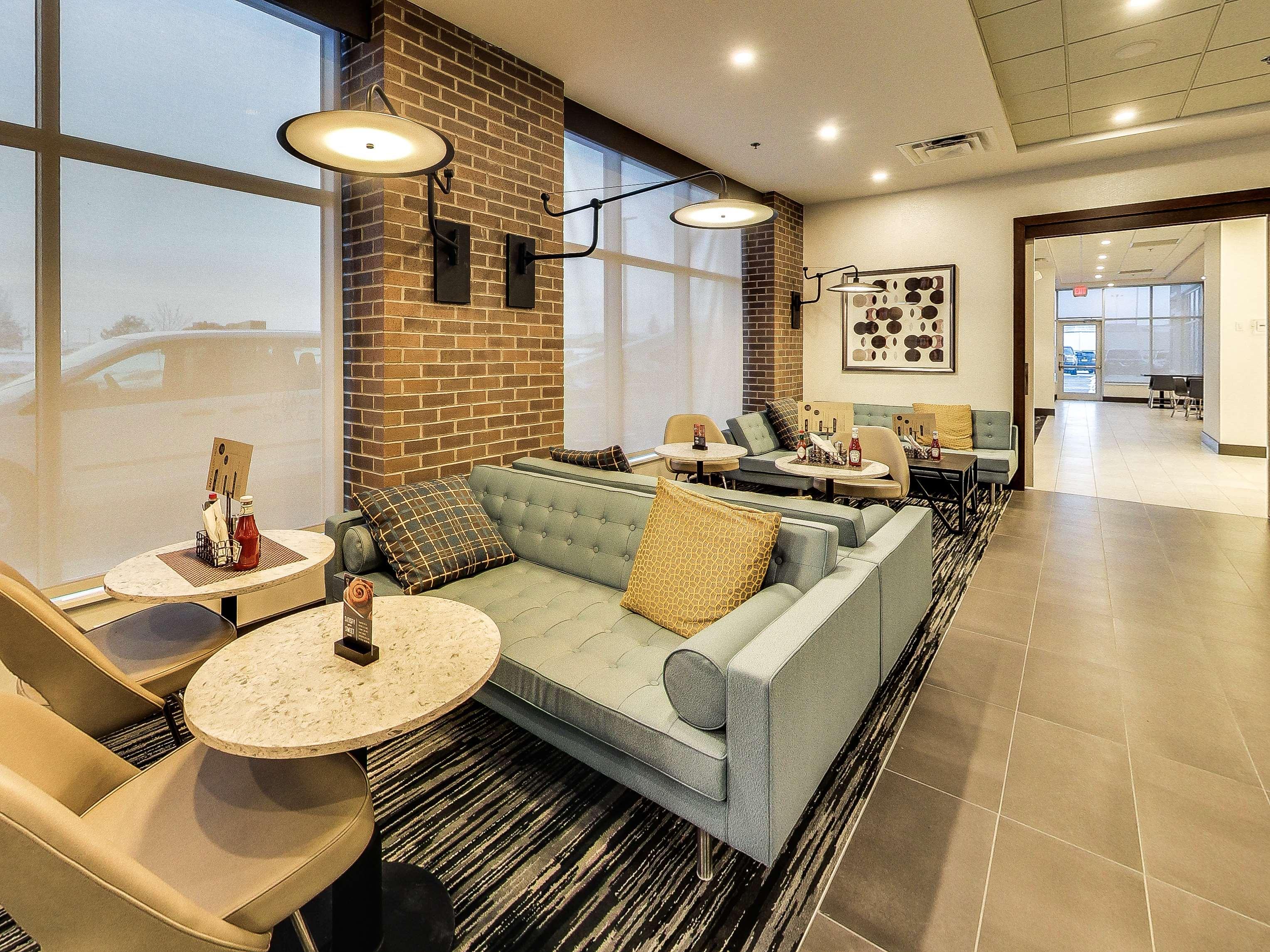 Hyatt Place Edmonton West Dış mekan fotoğraf