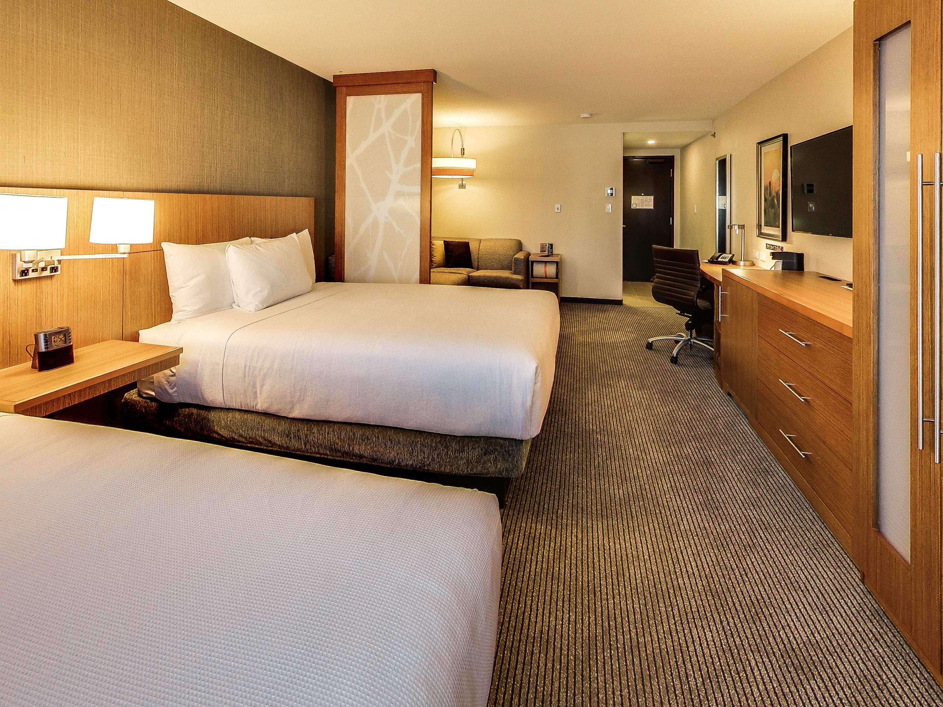 Hyatt Place Edmonton West Dış mekan fotoğraf