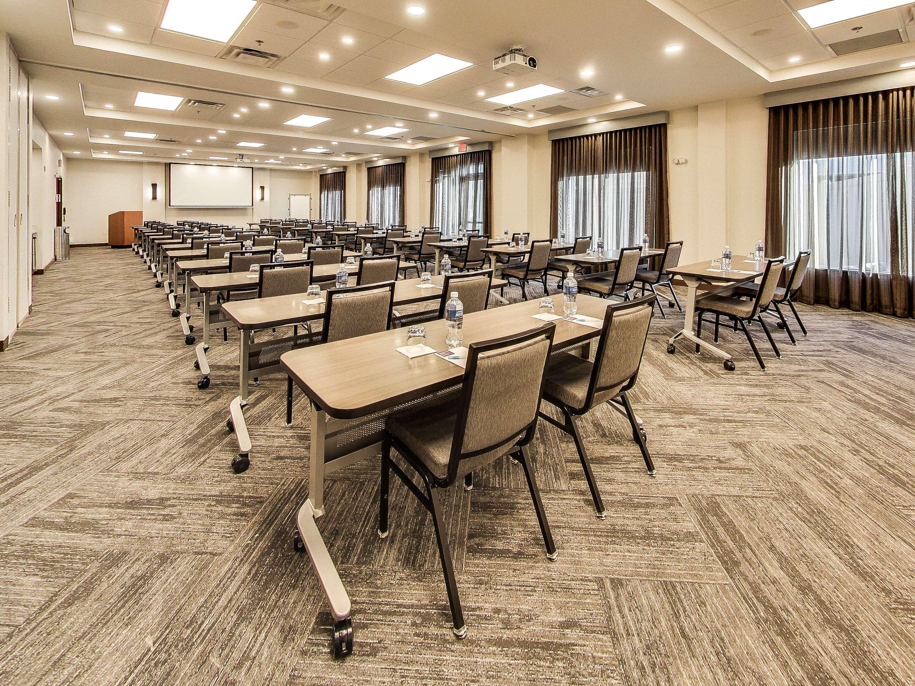 Hyatt Place Edmonton West Dış mekan fotoğraf